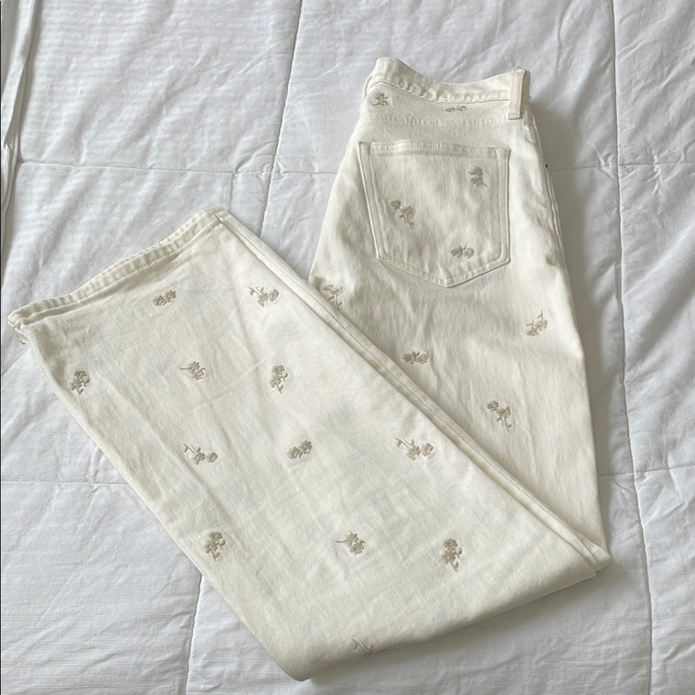 Abercrombie Cream Embroidered Women Jeans